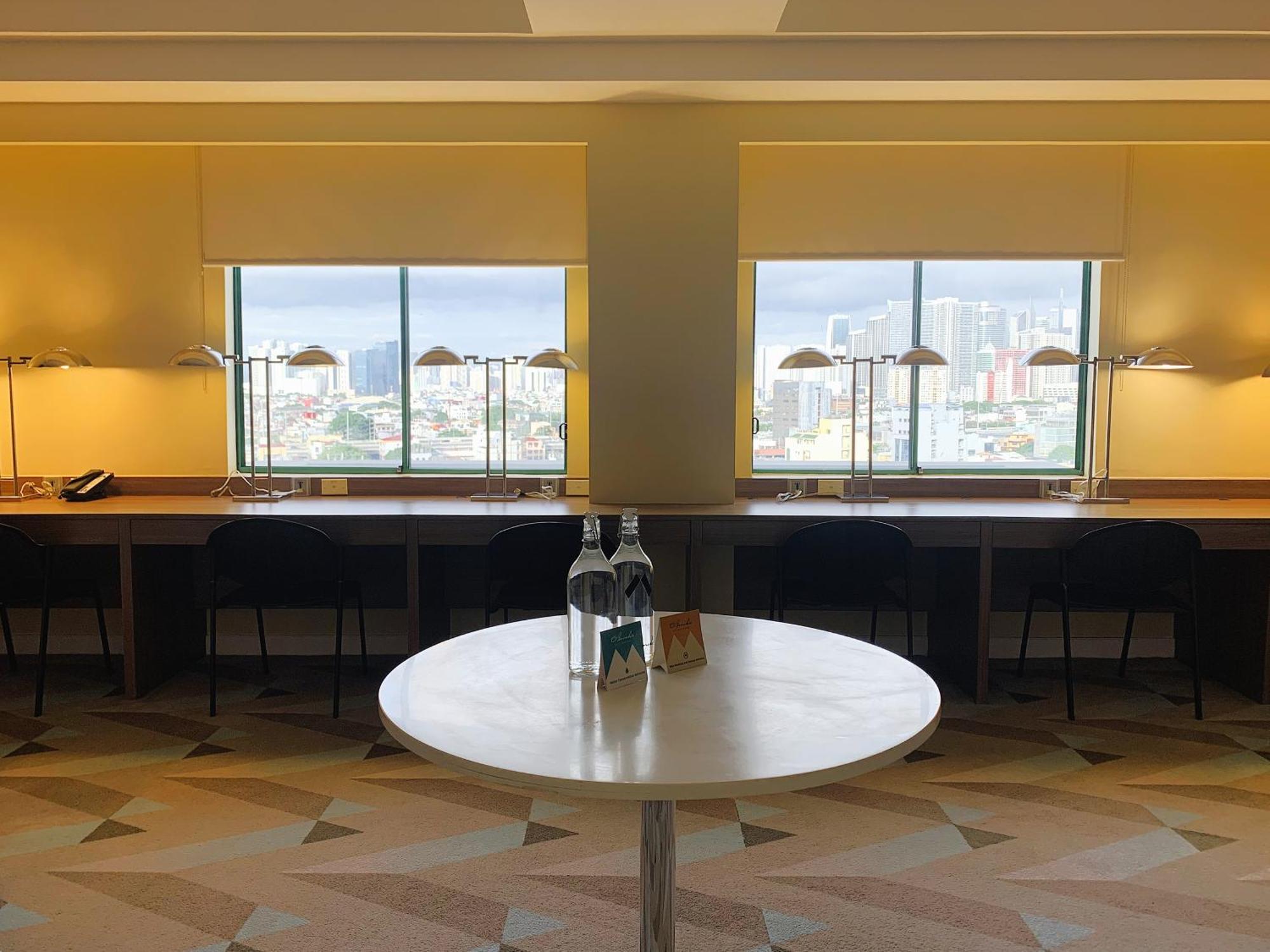 Hotel Benilde Maison De La Salle Манила Экстерьер фото